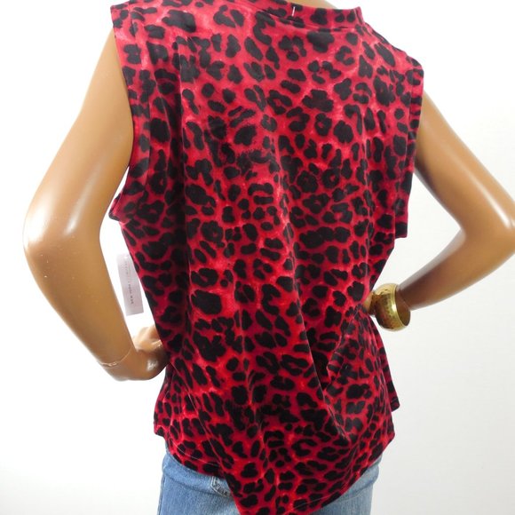 NEW YORK & CO Plus Size Top 2XL Red Animal Sleeveless Blouse Stretch Velvet - Picture 6 of 9